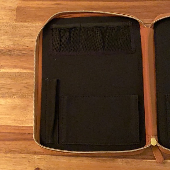 📦 Heyday Tablet Sleeve Brown - Picture 3 of 13